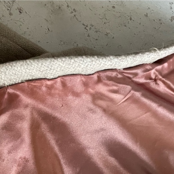 Vintage 1950’s Wool Gray Coat With Oversized Fur Collar - Picture 11 of 11